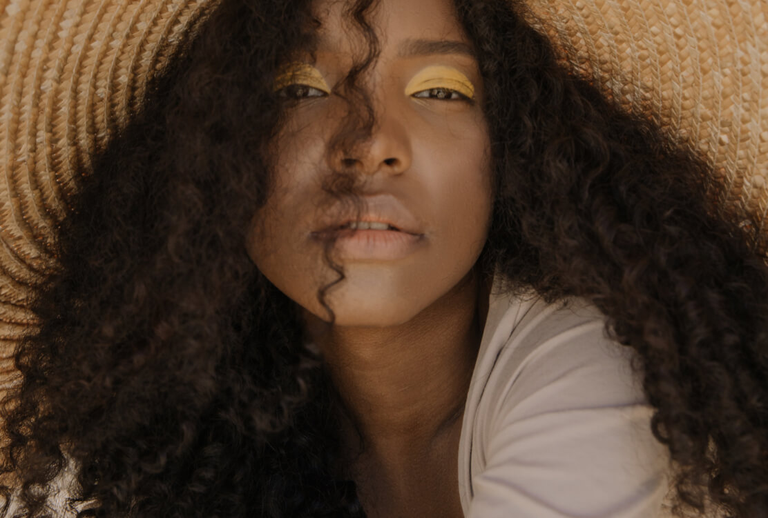 Big hats are coming back with a bold statement